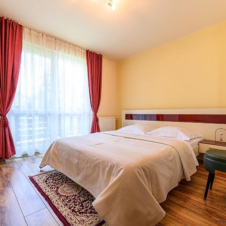 Casa Ramino Hotell Buşteni Exteriör bild